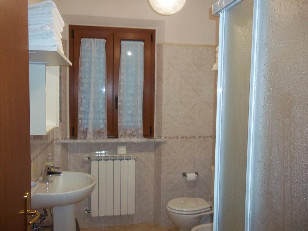 Apartamento Caddelovi Fibbialla Habitación foto